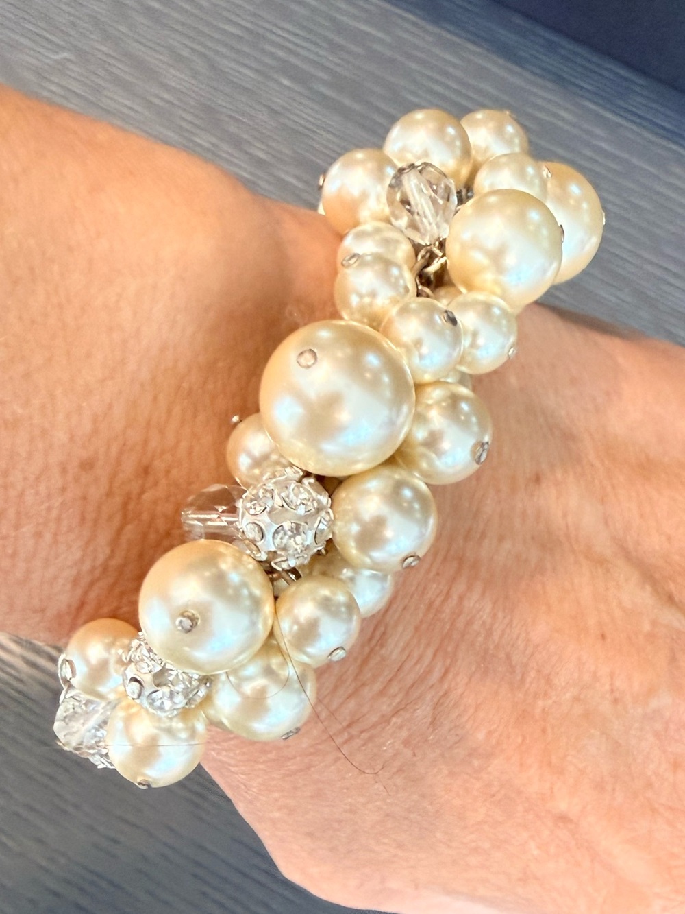 Elegant Pearl Cluster Bracelet - Cream Pearls with Crystal Accents